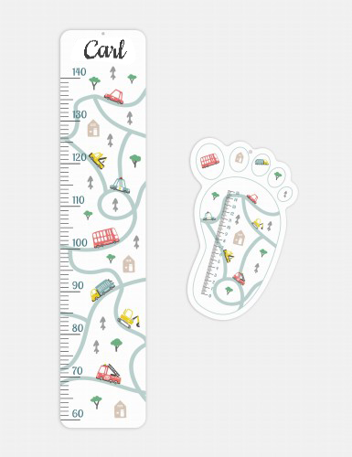 Growth measure with baby's name + foot gauge FREE